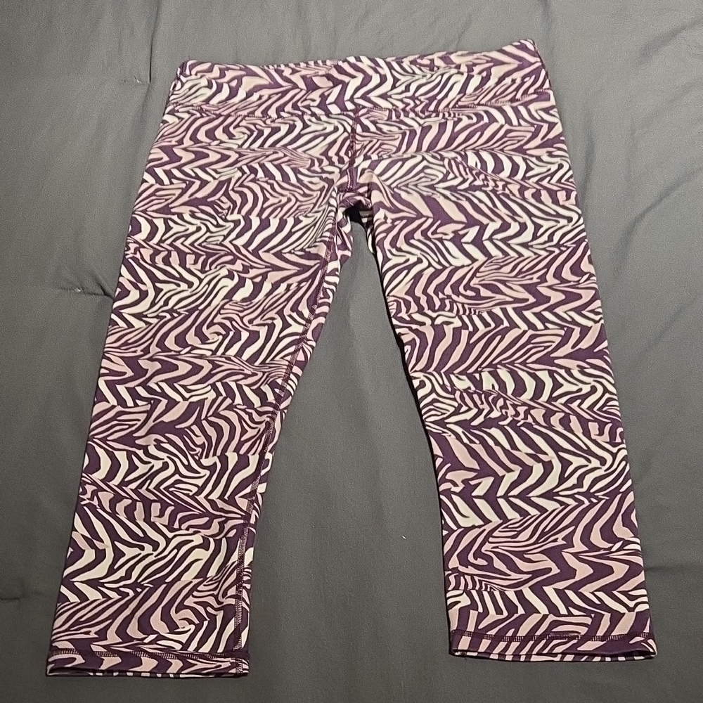 Fabletics Purple and Cream Zebra Print Powerhold Leggings